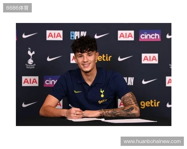 官方:泰国归化21岁切尔西青训出身的球员苏瑟普-贝尔